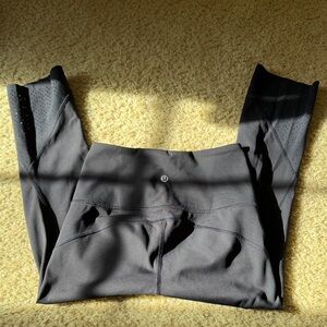 lululemon athletica Black Cropped Leggings